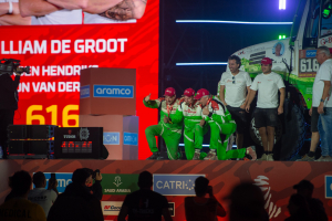 616 DE GROOT WILLIAM NLD HENDRIKS KOEN NLD VAN DER STEEN REMON NLD IVECO DE GROOT SPORT, 2025, dakar Rally, Finish podium, Le Dakar 2025, Saudi arbie